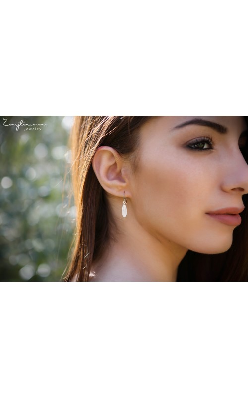 Hoop Wire Leaf Earring